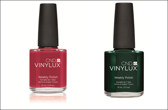 Up the yuletide wattage with X'mas wreath lacquers