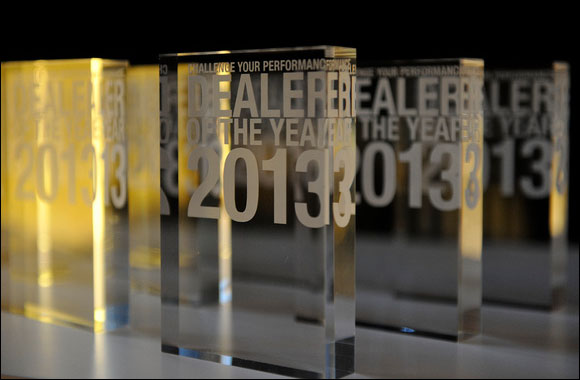 Renault Awards Arabian Automobiles Dealer Of The Year 2013