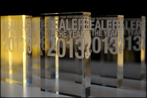 Renault Awards Arabian Automobiles “Dealer Of The Year 2013”