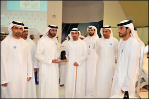 HH Sheikh Maktoum Bin Hamad Bin Mohammed Al Sharqi visits du at Fujairah Careers Fair