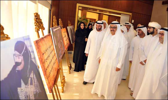 His Highness Sheikh Hamdan bin Rashid felicitates former and long-serving employees of the DHA.
