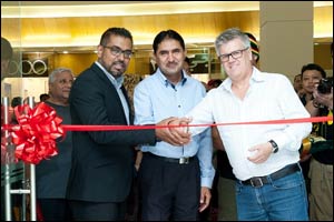 Gold's Gym UAE Celebrated with a Ribbon Cutting at its new Facility at Reef Mall in Deira