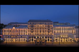 Spend your Eid Holidays in one of Eastern Europe's most vibrant cities: historical and royal Saint Petersburg!