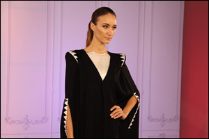 Extend lifespan of your Abayas bygiving it thePersil Abaya Shampoo wash