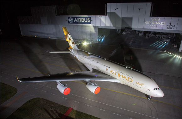Etihad Airways Unveils Stunning New Livery on First A380 Aircraft