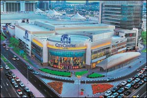 Gadget lovers get futuristic as Majid Al Futtaim gives away an iPhone 6 Plus daily and instant prizes at Electronic Carnival
