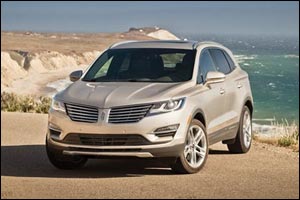 Cars and Fashion, Closer than Ever: The All-New Lincoln MKC Makes Its Regional Debut at Fashion Week Middle East