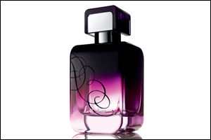Bath & Body Works makes an exciting debut with it's New Signature Dark Kiss™ Eau de Parfum!