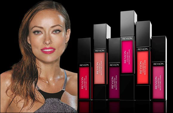 ColorStay� Moisture Stain The New Level of Glossy, Wet Color