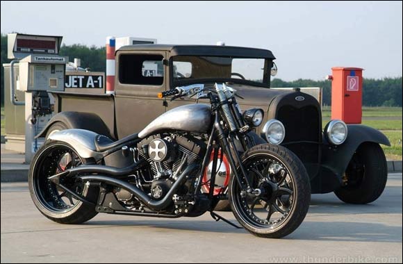 Rumble Cycles presents 1st Hot Rod, Vintage Car & Bike meet in Dubai