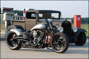 Rumble Cycles presents 1st Hot Rod, Vintage Car & Bike meet in Dubai