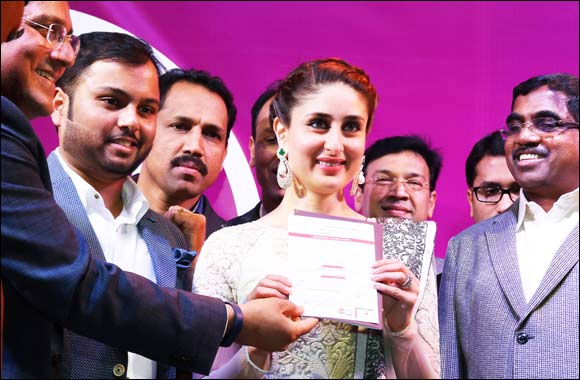 Kareena Kapoor Khan prebooks the historical �Dubai Celebration Chain' from Dubai's biggest outlet � Malabar Gold & Diamonds