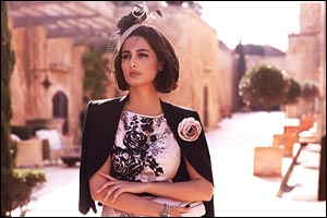 Jacques Vert's Spring/Summer 2015 Collection - British occasionwear brand launches into dubai