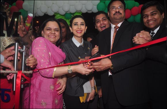 Al Adil's first outlet in India inaugurated by Karisma Kapoor