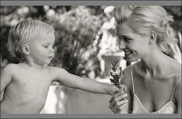 This Mother's Day, celebrate your mother with an unforgettable Promesse from Baume & Mercier