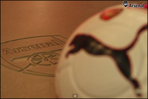 Puma & Arsenal create world's first left footed football