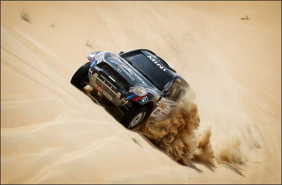 Nasser on course for Second Desert Challenge victory as Coma stays in control of bikes