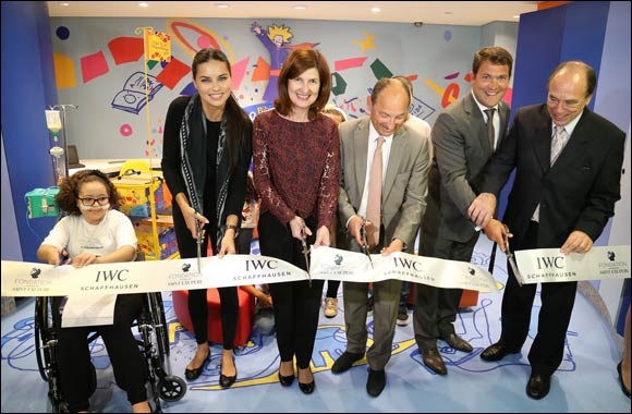 Adriana Lima cuts the ribbon on �The Little Prince� Library in Children's Hospital
