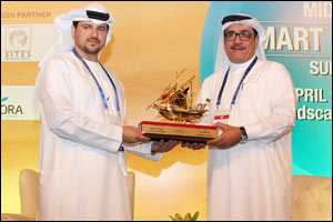 Falconcity of Wonders Presents an Appreciation Award to Dubai Municipality