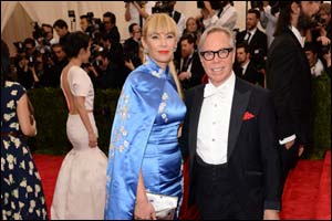 Tommy and Dee Hilfiger attend the 2015 Metropolitan Museum of Art Costume Institute Gala